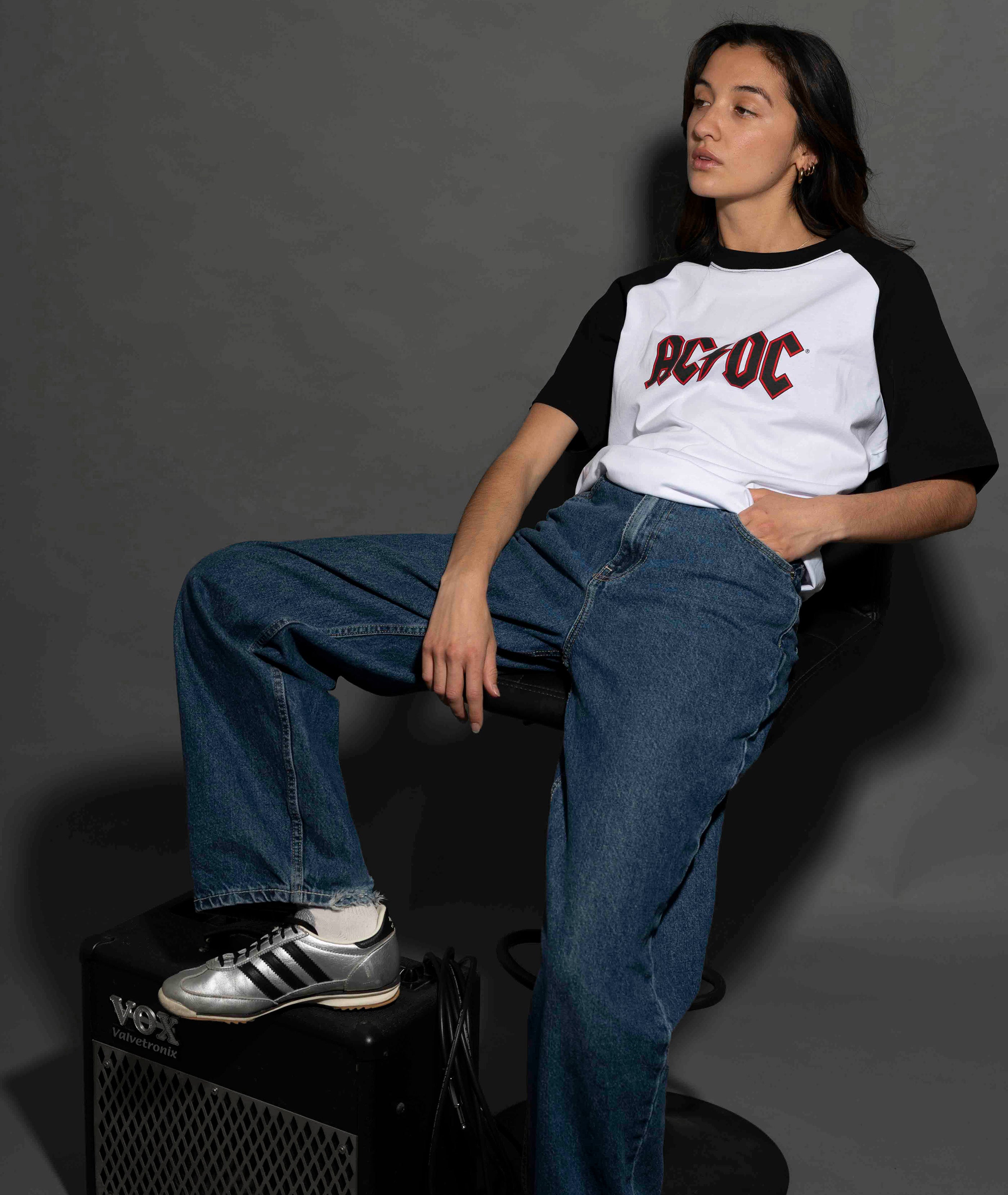 AC/DC - Logo - White/Black Raglan T-shirt